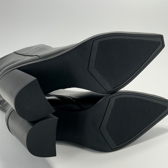 Steve Madden Size 11 Black Leather Pointed Snip Toe Ankle Boots Block Heel $259 - Picture 10 of 15